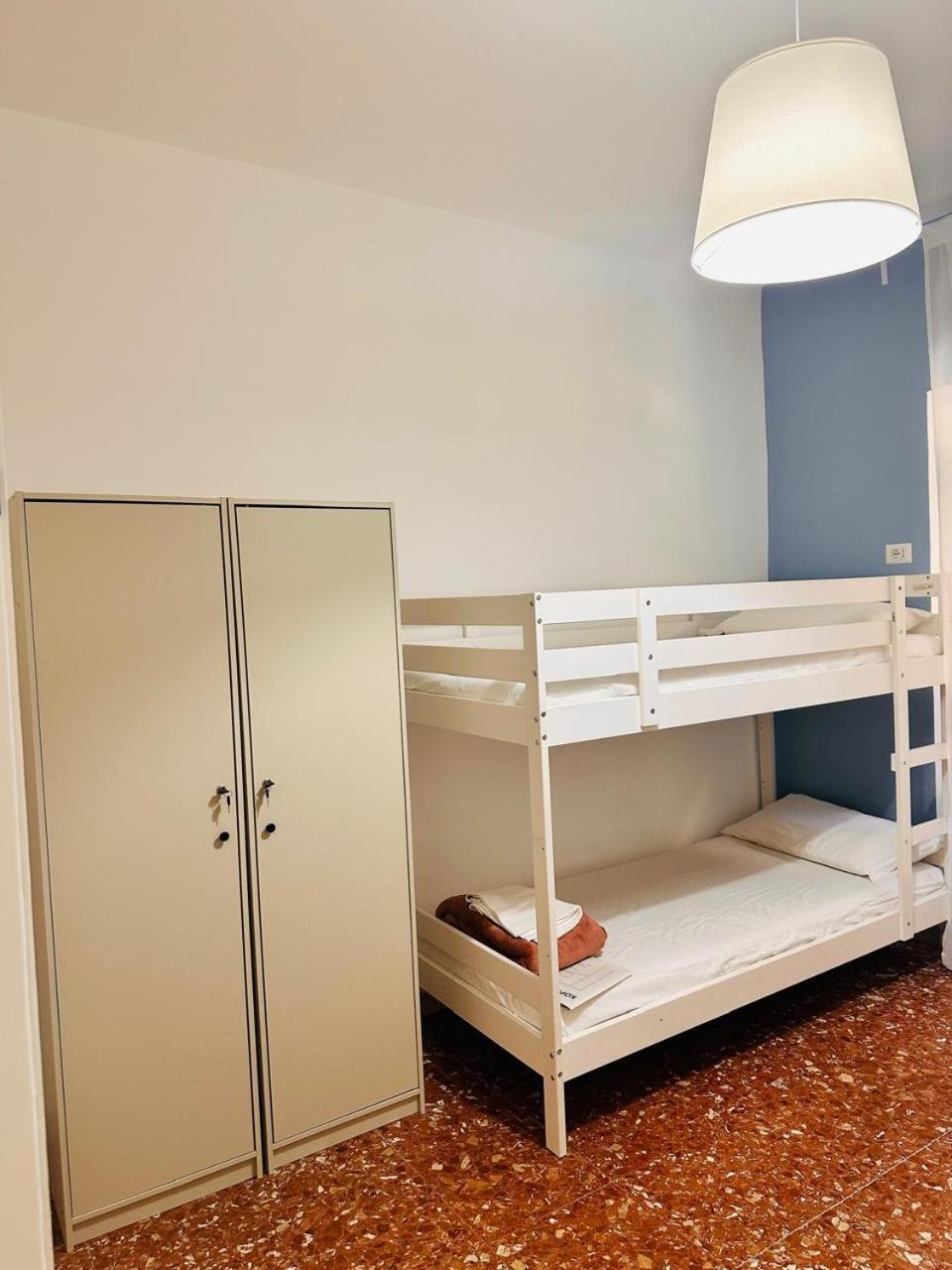 Baraka 24 Hostel โรม ภายนอก รูปภาพ