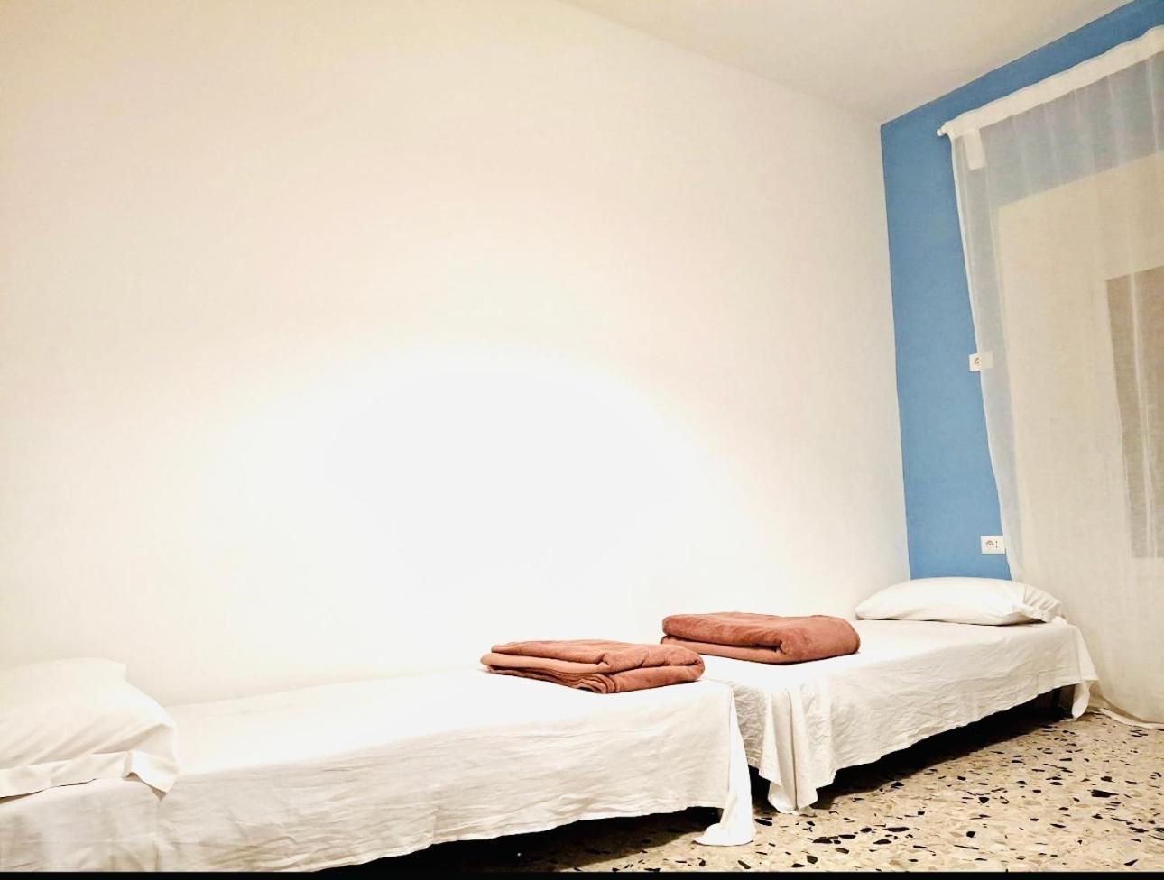 Baraka 24 Hostel โรม ภายนอก รูปภาพ